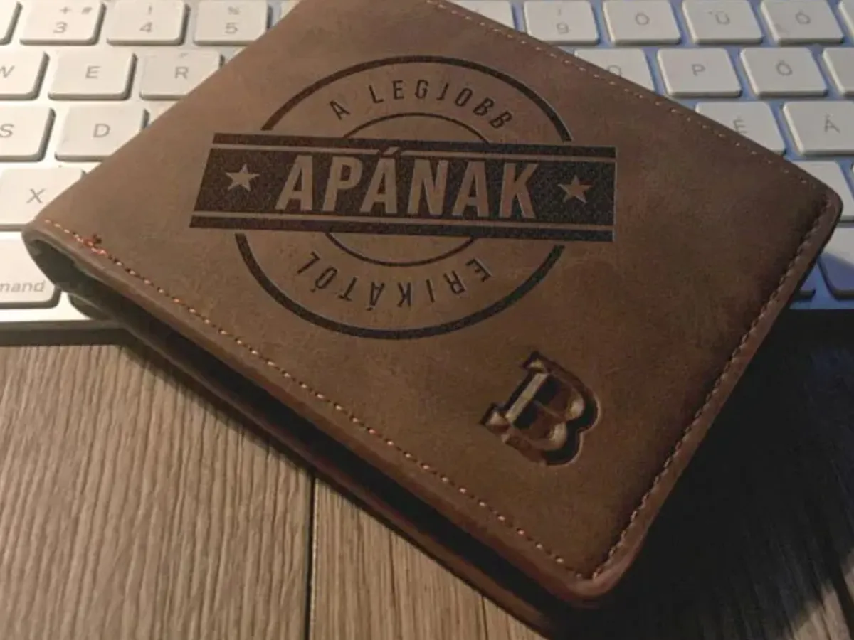 Gravírozott Pénztárca Demó 9