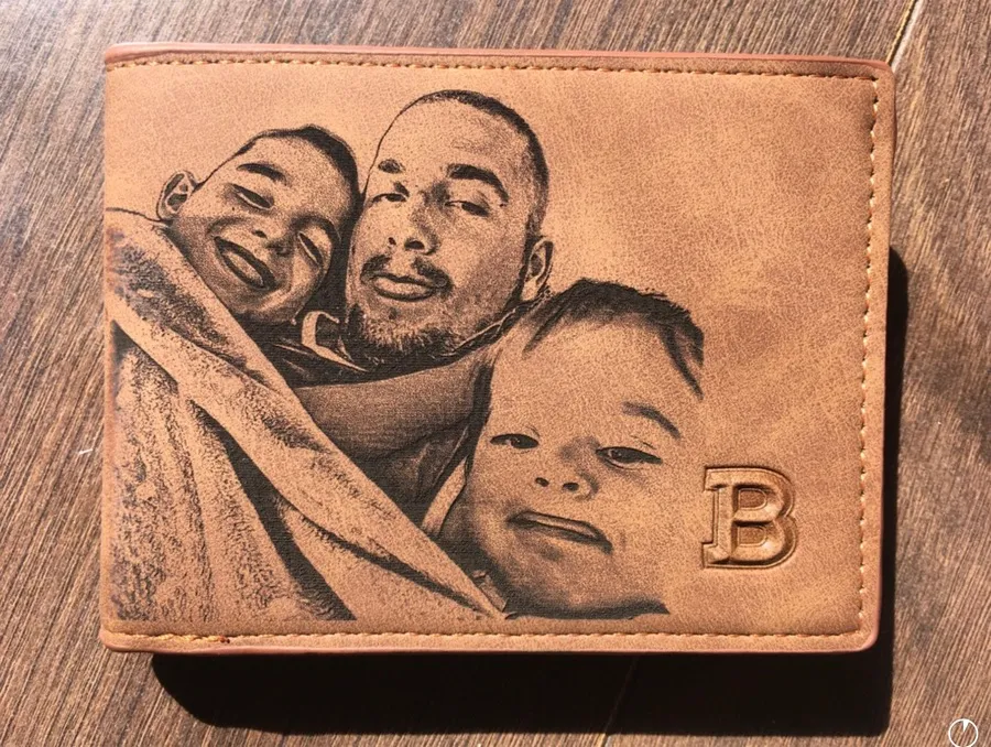 Gravírozott Rodinné referencia