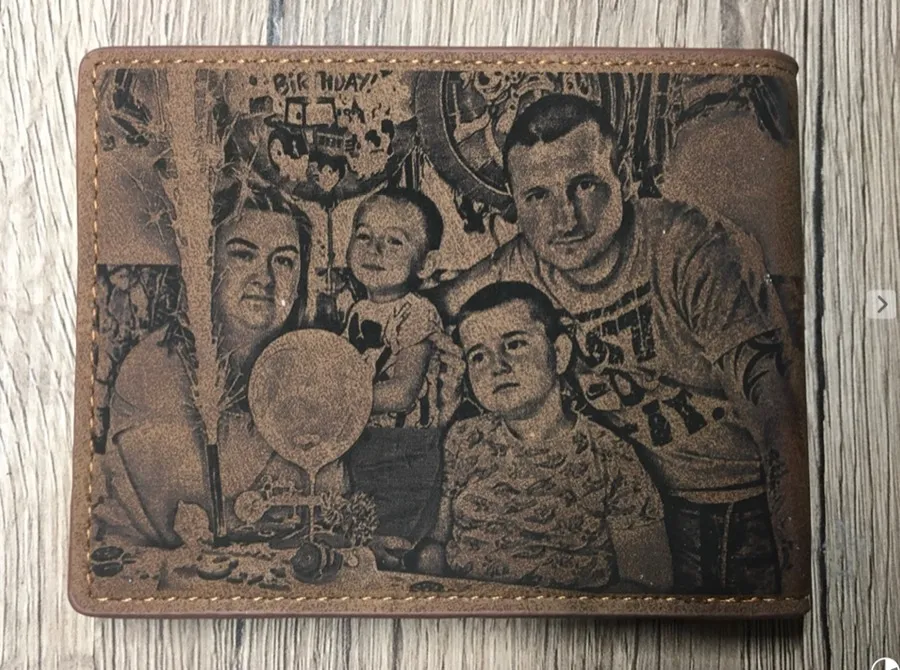 Gravírozott Rodinné referencia