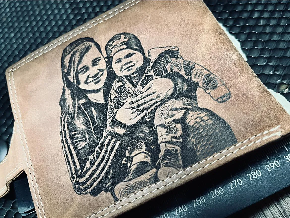 Gravírozott Rodinné referencia