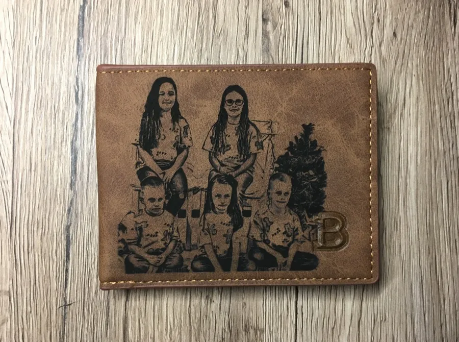 Gravírozott Rodinné referencia