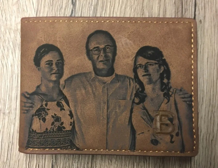 Gravírozott Rodinné referencia