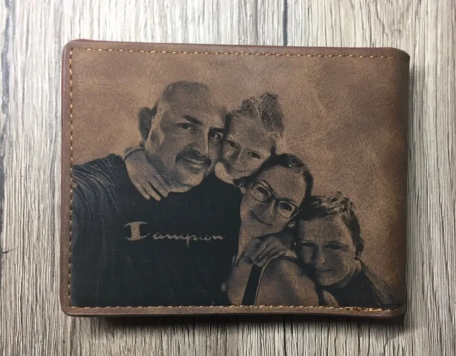 Gravírozott Rodinné referencia