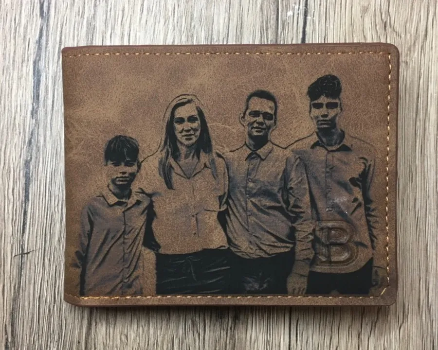 Gravírozott Rodinné referencia