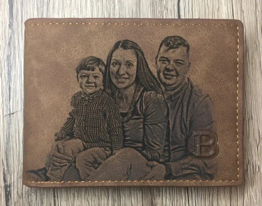 Gravírozott Rodinné referencia