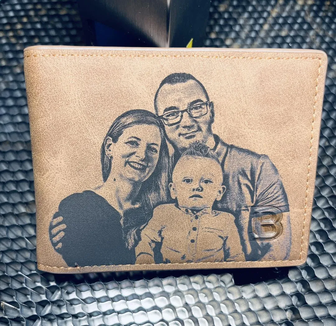 Gravírozott Rodinné referencia