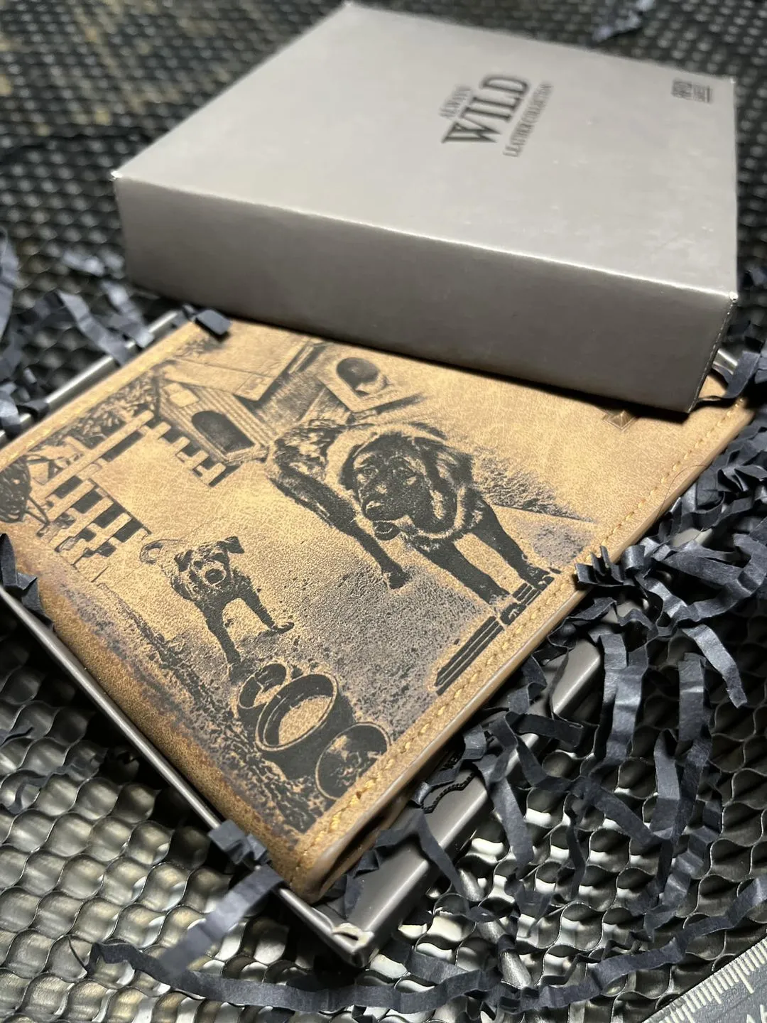 Gravírozott Psie referencia