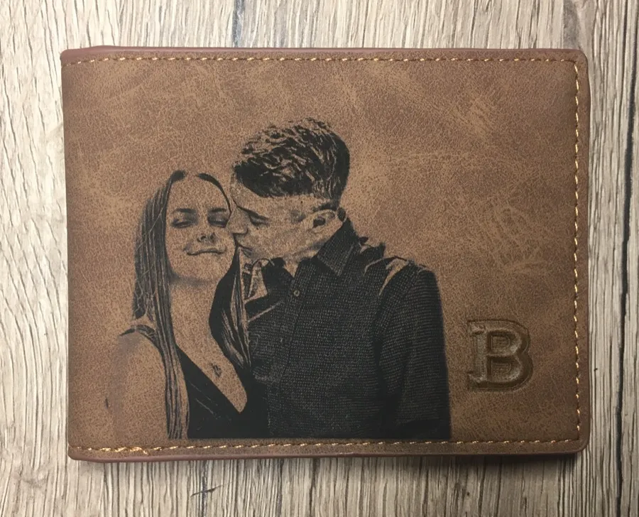 Gravírozott Párové referencia