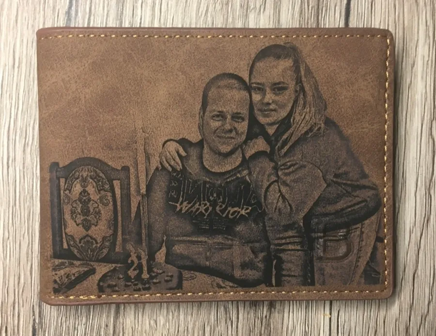 Gravírozott Párové referencia