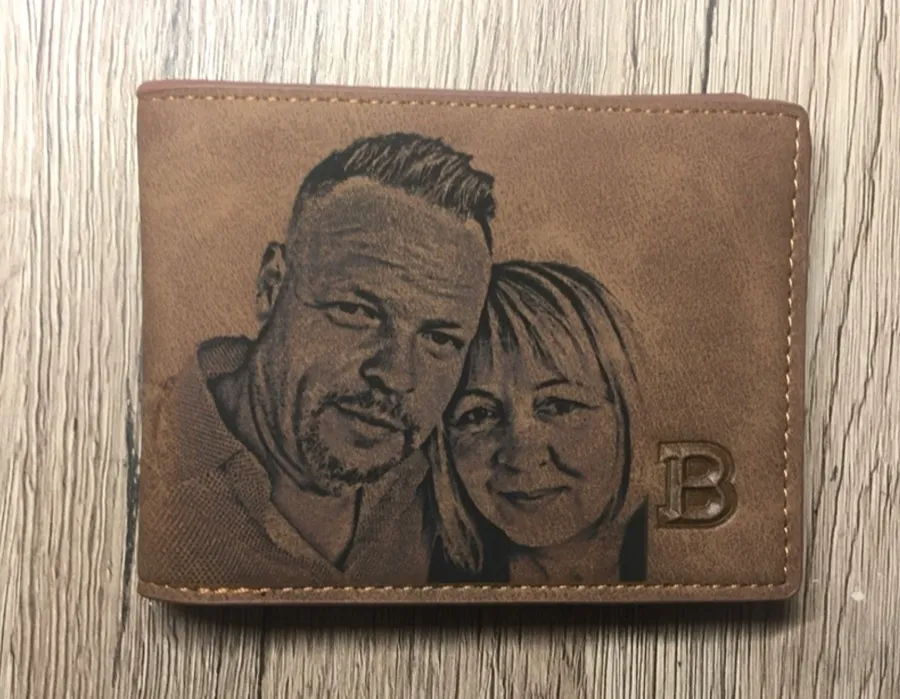 Gravírozott Párové referencia