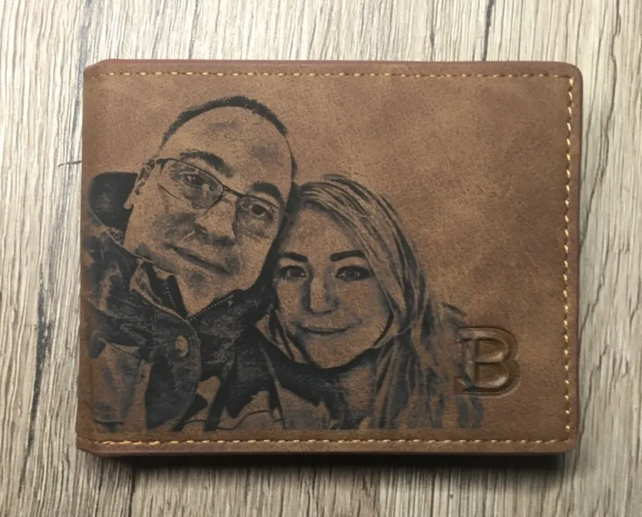 Gravírozott Párové referencia