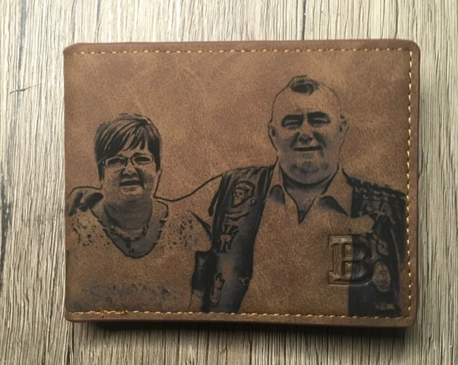 Gravírozott Párové referencia