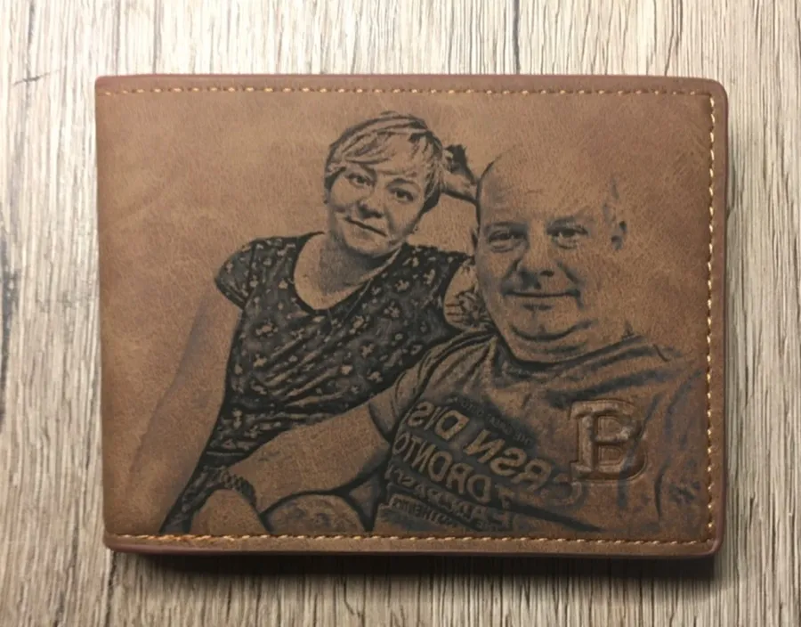 Gravírozott Párové referencia