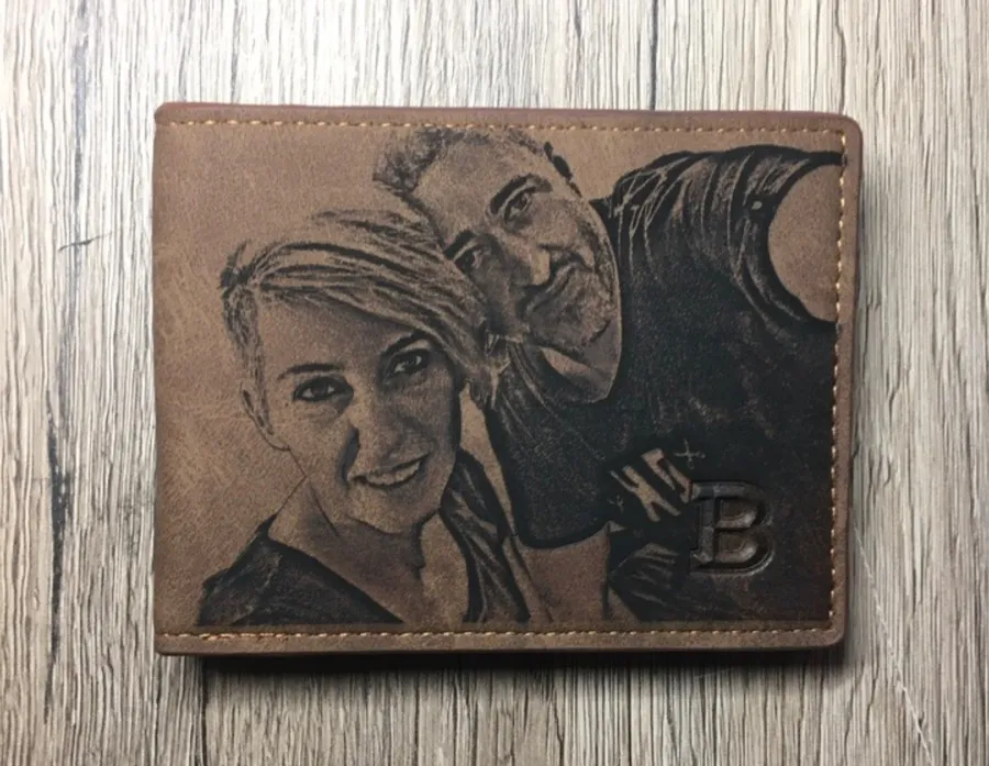 Gravírozott Párové referencia