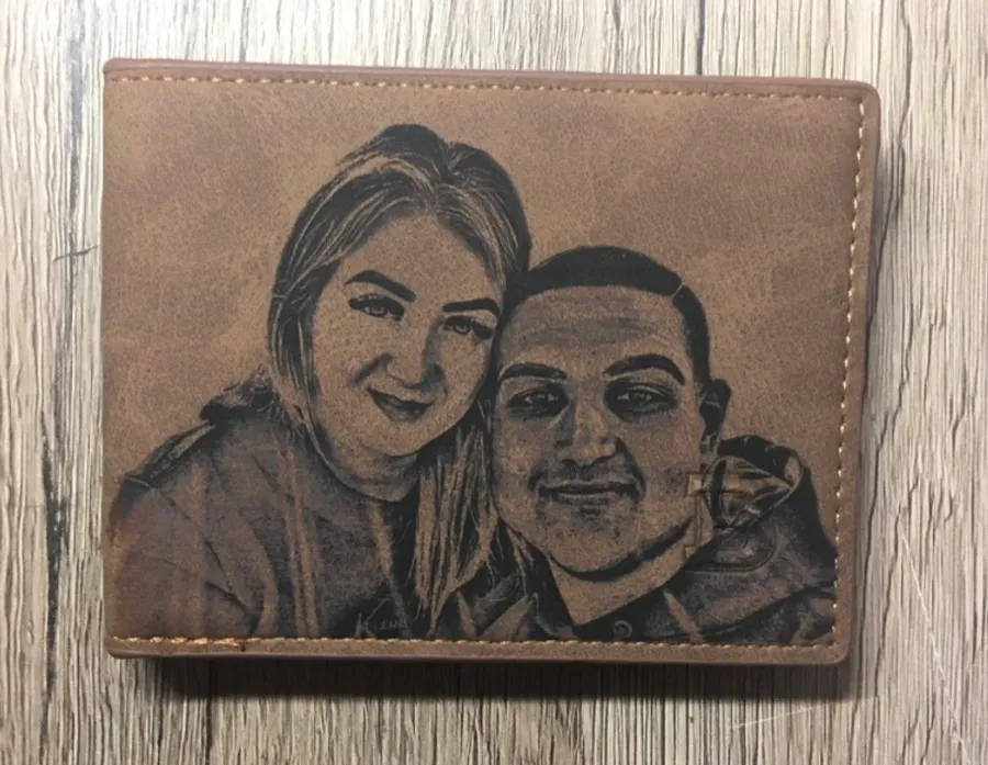 Gravírozott Párové referencia