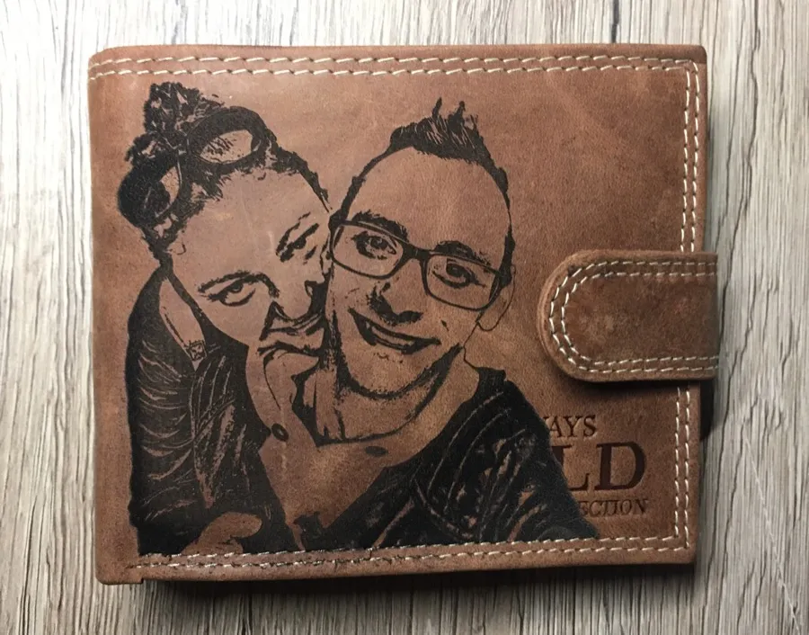 Gravírozott Párové referencia