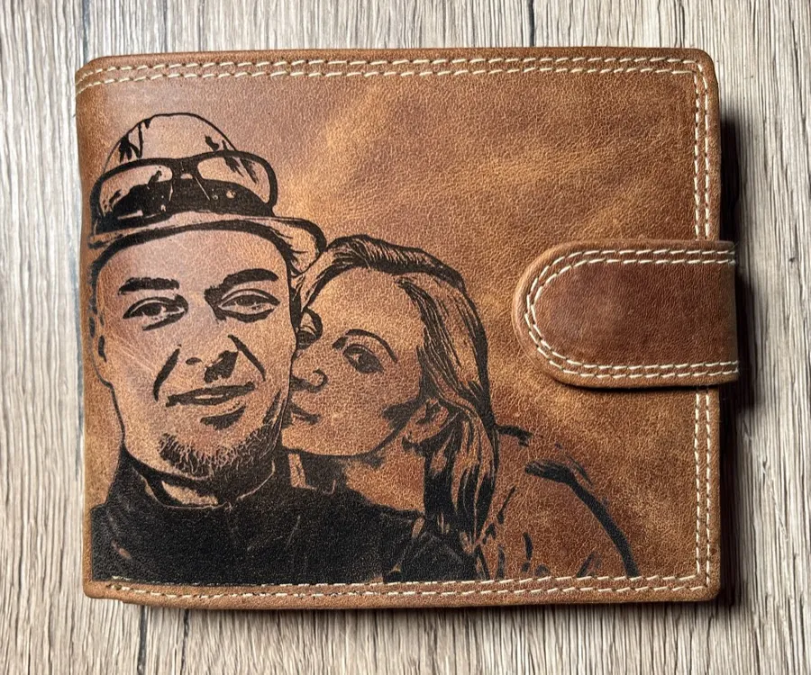 Gravírozott Párové referencia