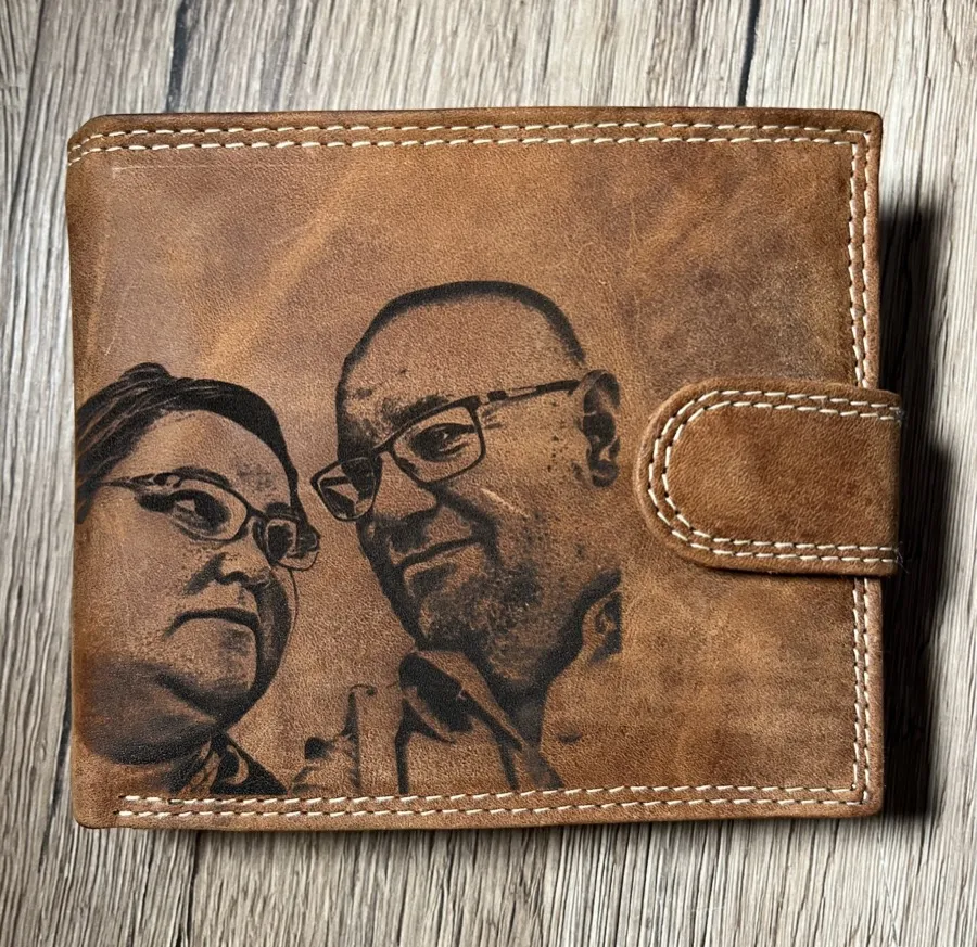 Gravírozott Párové referencia