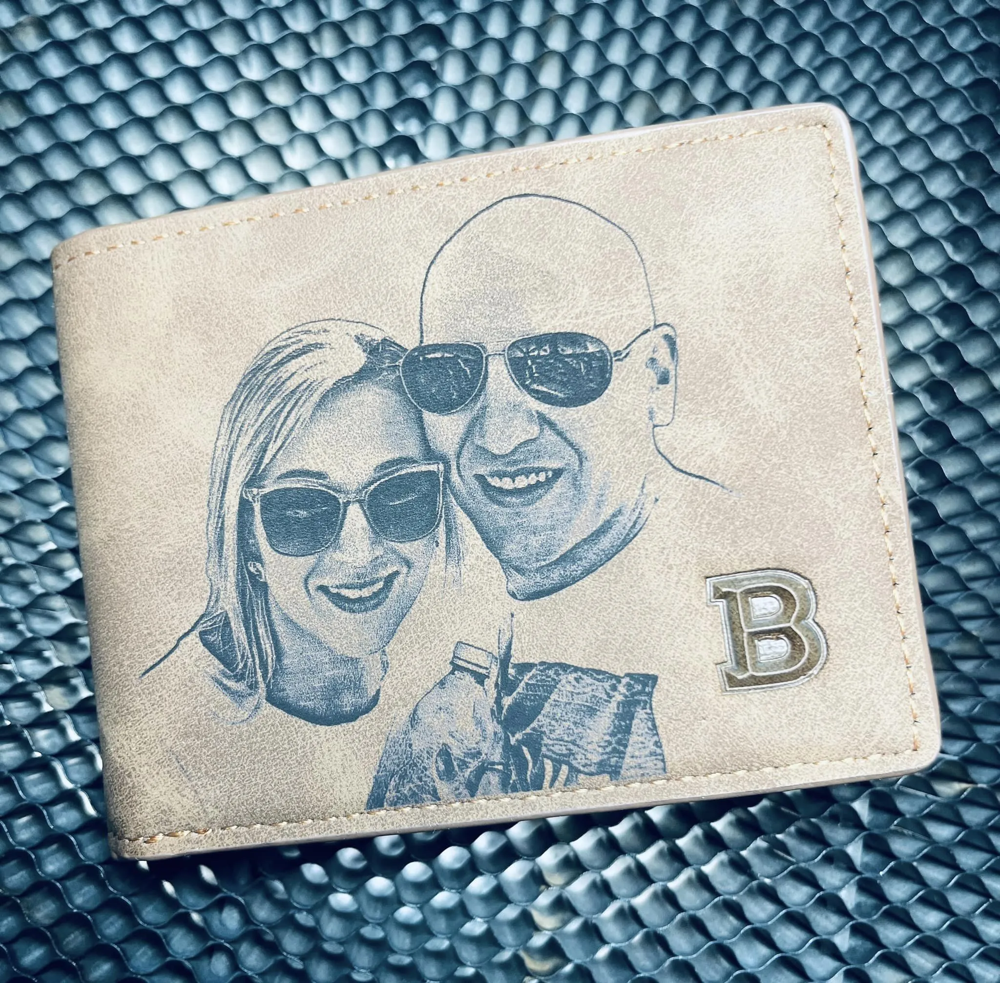 Gravírozott Párové referencia